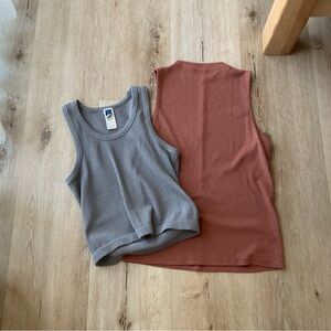 Old Navy Gray and Brown Tank Tops